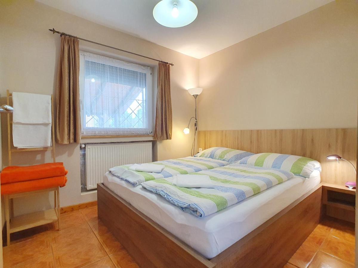 Krisztian Apartmanhaz Вонярцвашхедь Экстерьер фото