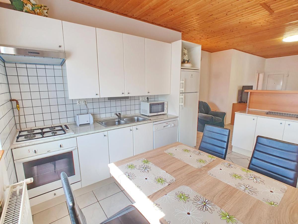 Krisztian Apartmanhaz Вонярцвашхедь Экстерьер фото